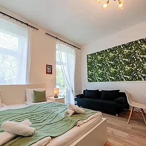 My Apartment- Jungle Alloggio in famiglia Vienna